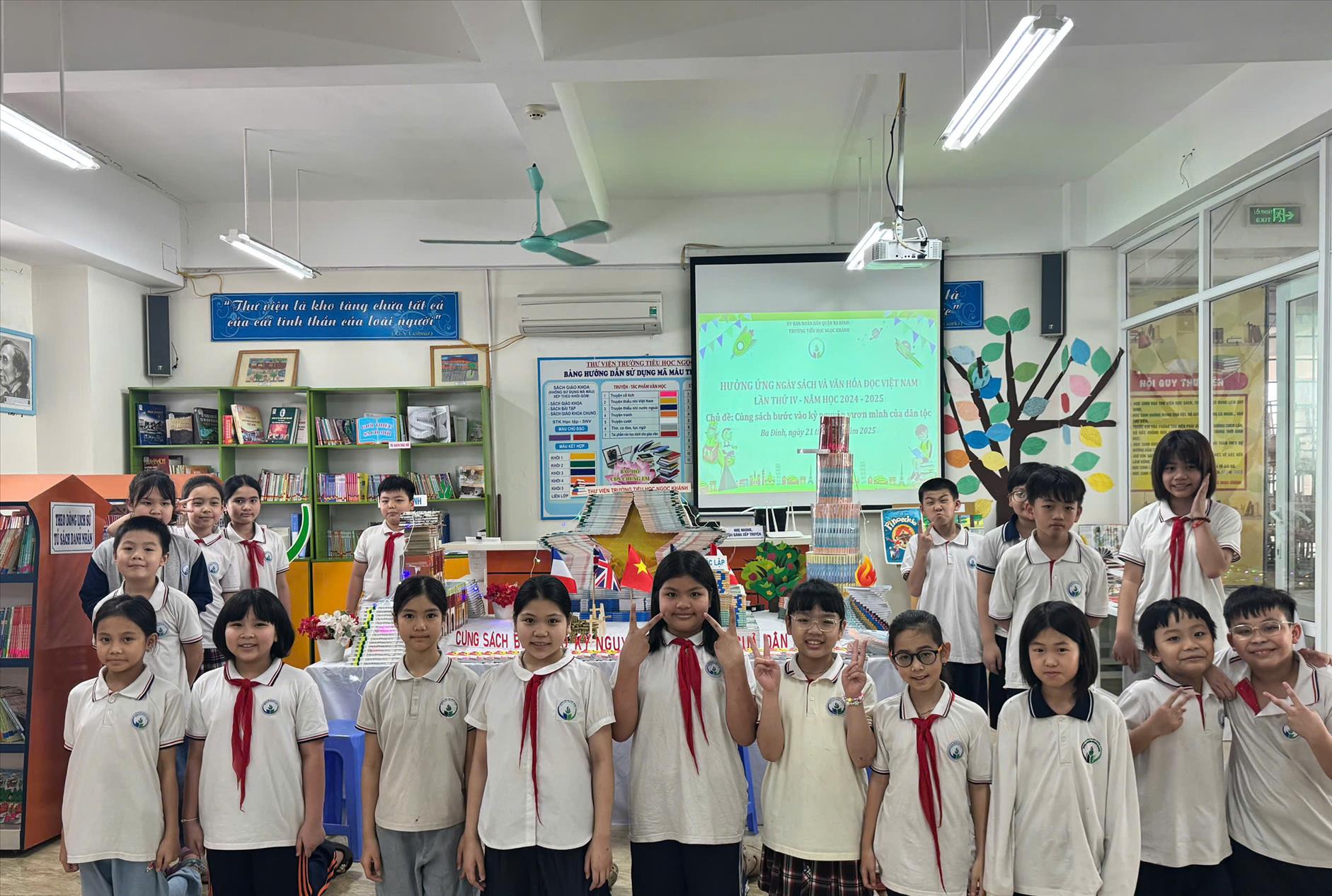 Lớp 4A2: Tham dự Ngày hội đọc sách