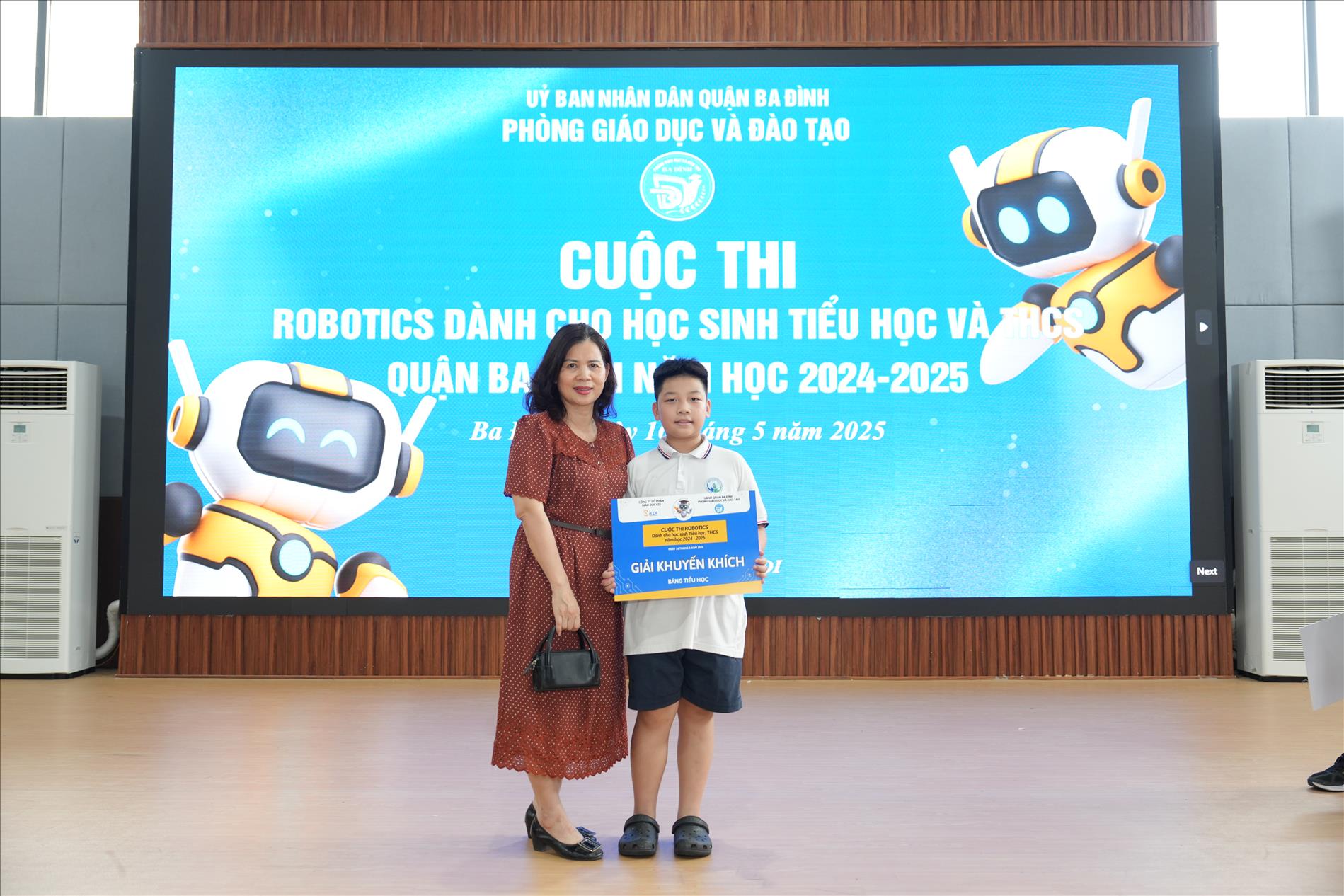 Lớp 5A3 khám phá thế giới robotics - Hành trình của sáng tạo và trí tuệ