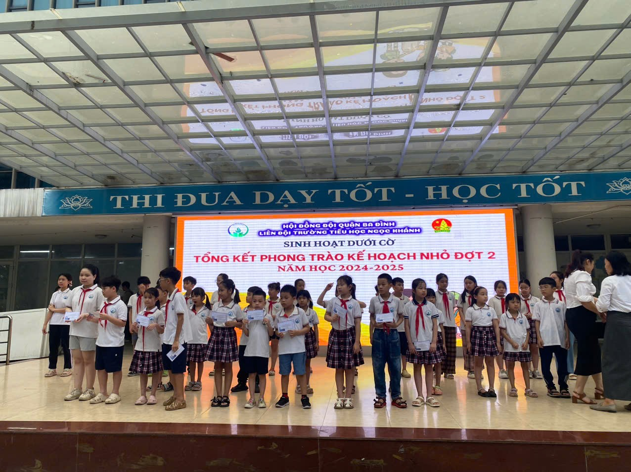 Tập thể lớp 2A5 – trường Tiểu học Ngọc Khánh nhiệt tình hưởng ứng:  Phong trào “Kế hoạch nhỏ” đợt 2.
