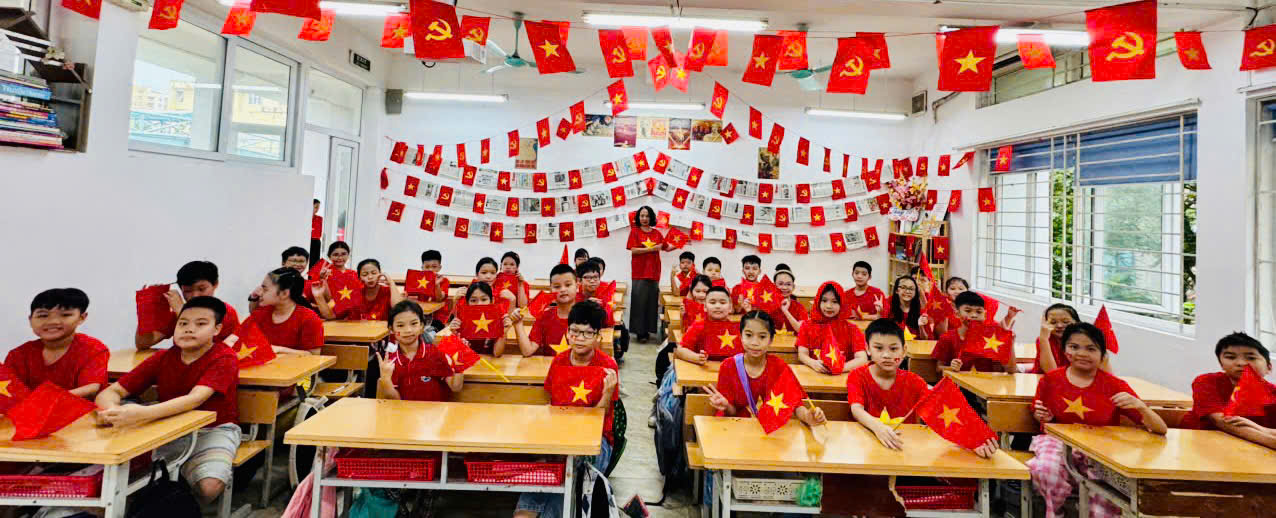 LỚP 5A5 CHÀO MỪNG NGÀY 2.9.2025