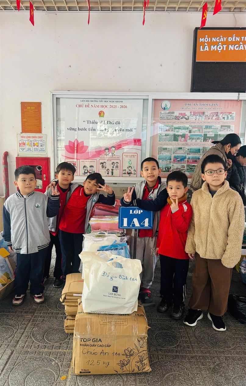 Phong trào “Thu kế hoạch nhỏ” của lớp 1A4 đạt thành tích xuất sắc.