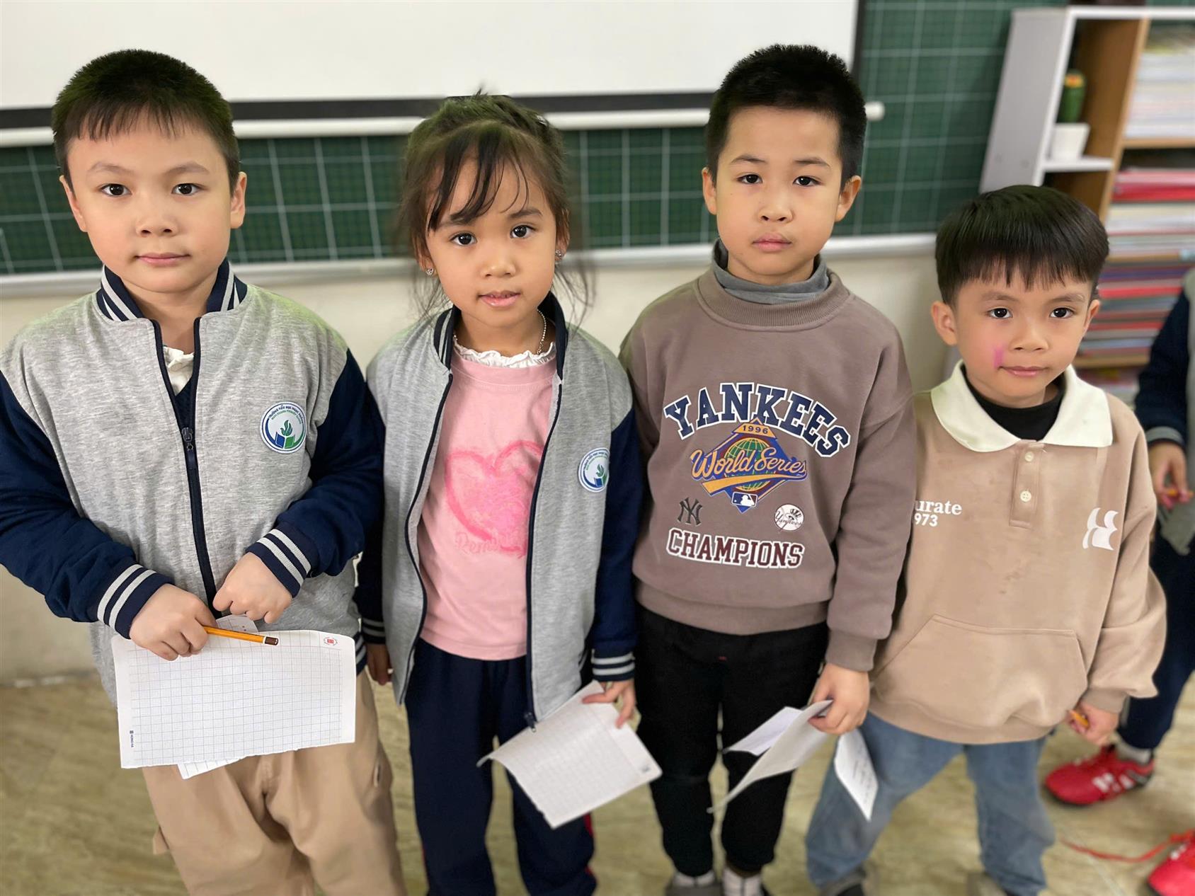 Lớp 1A2 tự tin tham gia vòng thi Trạng Nguyên Tiếng Việt cấp Phường.