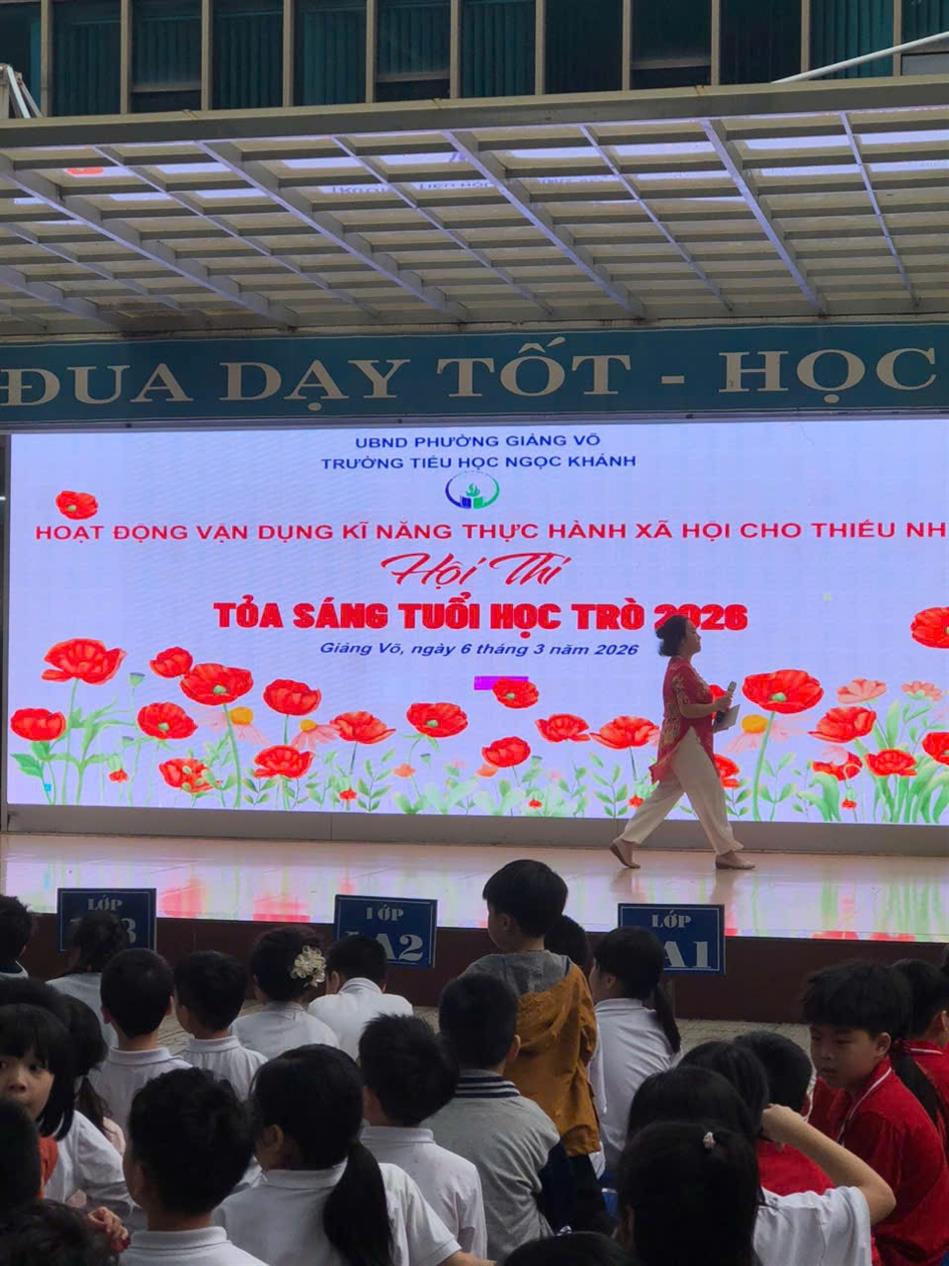 2A1 tham gia Hội thi: Tỏa sáng tuổi học trò