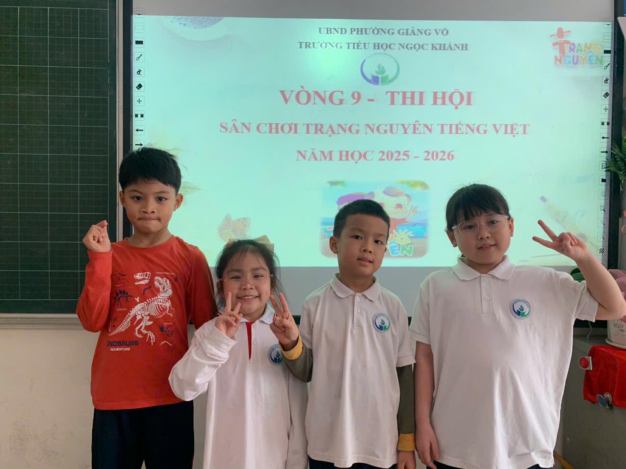 Chúc mừng các bạn lớp 1a5 đã hoàn thành vòng thi Hội (cấp Tỉnh) sân chơi Trạng nguyên Tiếng Việt.