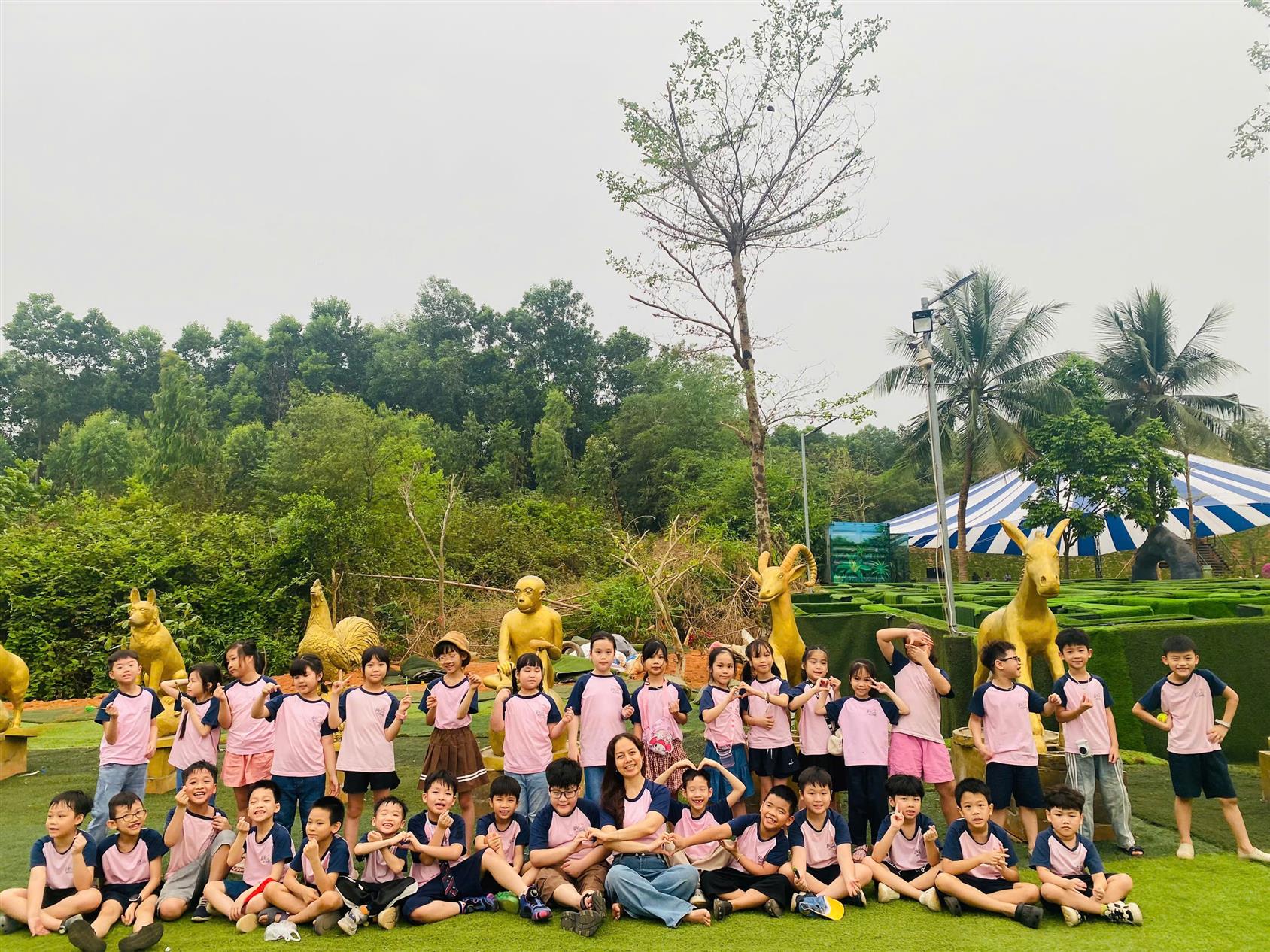LỚP 2A5: KHI "TRANG SÁCH" MỞ RA GIỮA THIÊN NHIÊN GLORY FARM