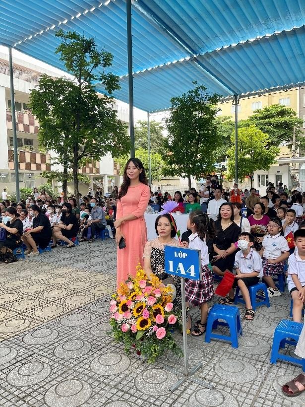 A picture containing building, person, outdoor, ground  Description automatically generated