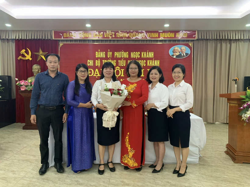 C:\Users\Administrator\Desktop\ẢNH ĐẠI HỘI CHI BỘ\A6.jpg