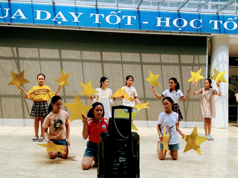 C:\Users\Lop A\Desktop\z3664730532208_b614e7238fbb3321b912e630e9f36827.jpg