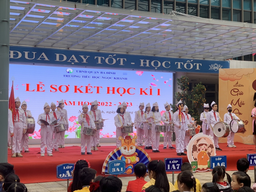 C:\Users\Lop A\Desktop\z4035270056111_f22307ad3a6224acc591b8ac676b30dd.jpg