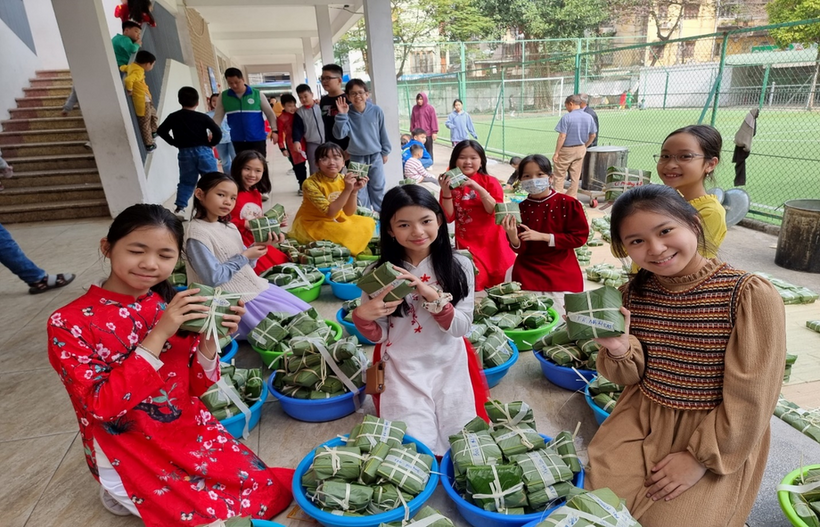 C:\Users\Lop A\Desktop\z4033002498585_68f206b2f7379843f3c286dc6107f743.jpg