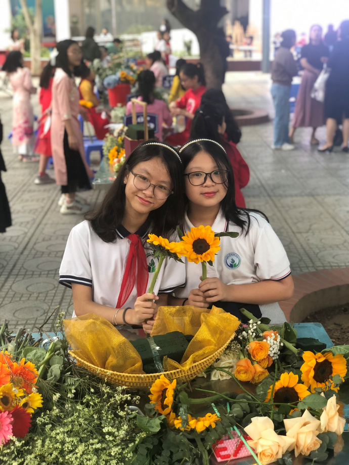 C:\Users\Lop A\Desktop\z4164684197717_67e4cb56b83fc03fac9ef46ba57bfa54.jpg