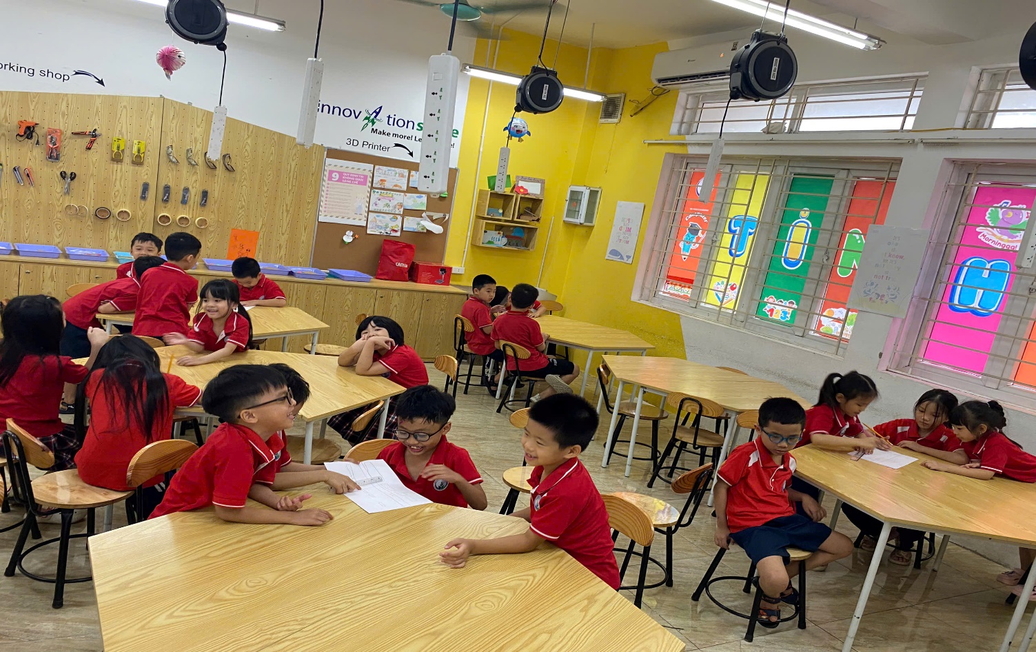 C:\Users\Administrator\Desktop\ảnh stem\z7046463713353_de5093045d72f7f24044ab4f00d692af.jpg