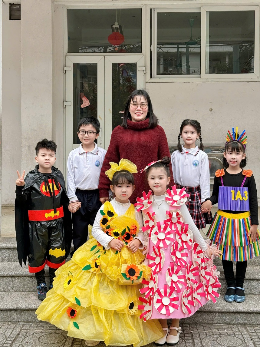 A group of children in clothing
AI-generated content may be incorrect.