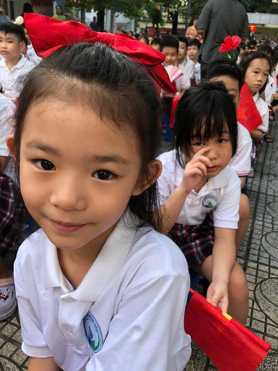 C:\Users\ASUS\Desktop\UP BÀI CHO KHỐI\z6980706183994_6298f0fb12f88c1c8ca143dce8ac81b3.jpg