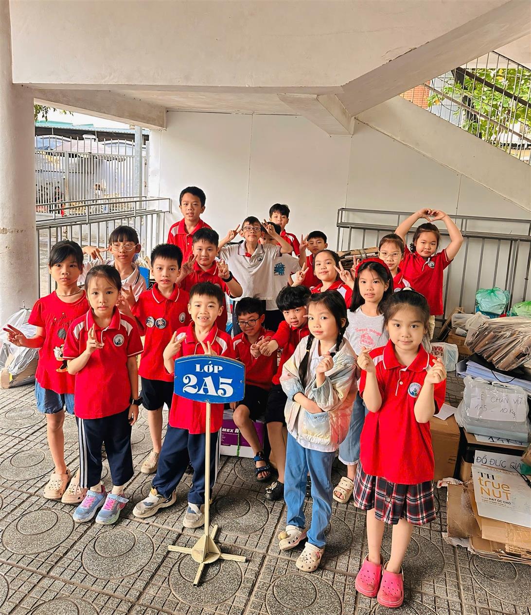 2A5 VÀ HÀNH TRÌNH “GOM NẮNG” TRONG PHONG TRÀO KẾ HOẠCH NHỎ ĐỢT 2