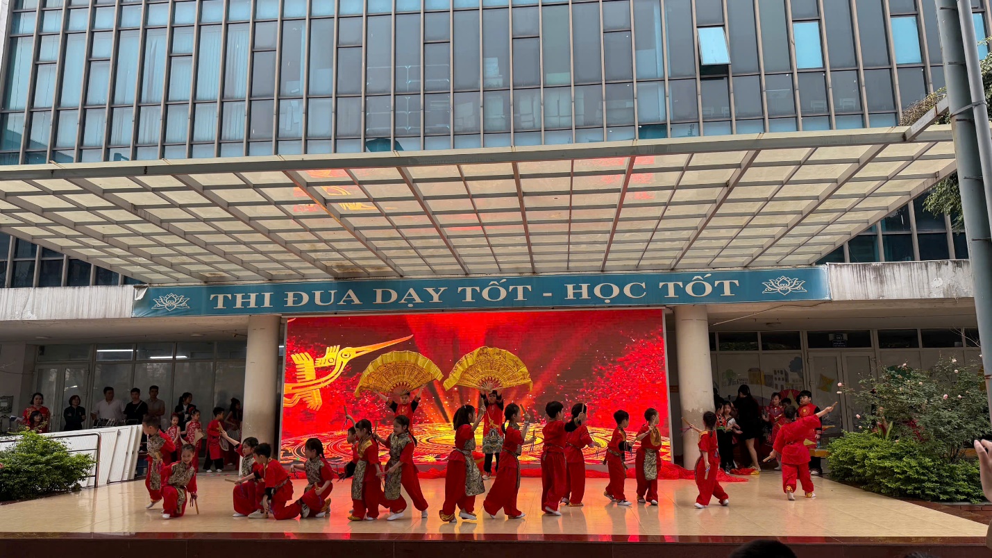 C:\Users\Administrator\Desktop\Bài viết\z7612858896384_521c55a0a393bb9c5b724ac4f08d8b9c.jpg